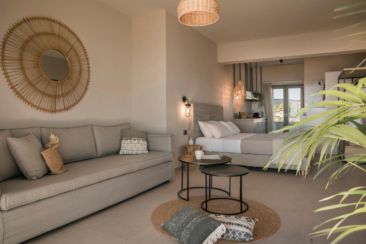 Thalassa Suite-Grand Blue Beach Residence Lixouri Exterior photo